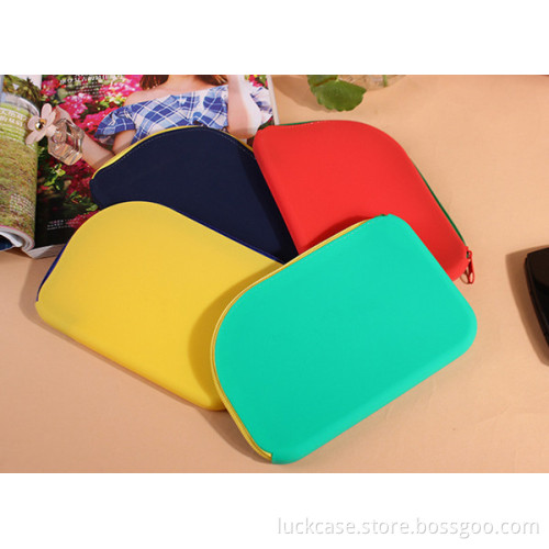 Promotional Custom logo eco-friendly colorful silicone cosmetic bag